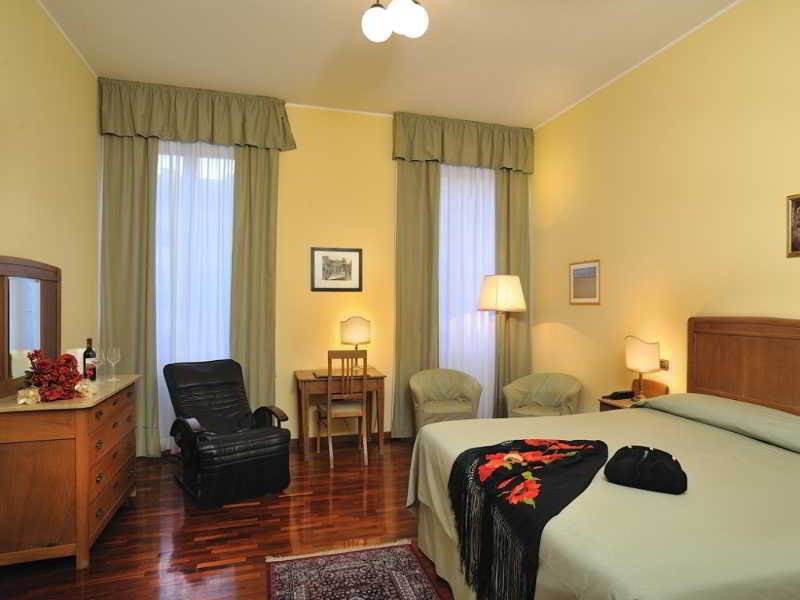 Albergo San Domenico Urbino Exterior foto