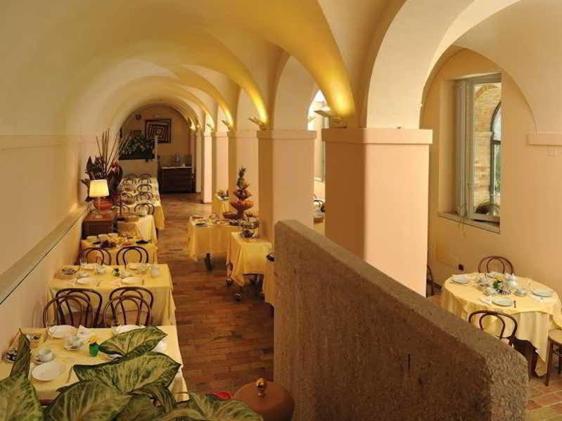 Albergo San Domenico Urbino Exterior foto