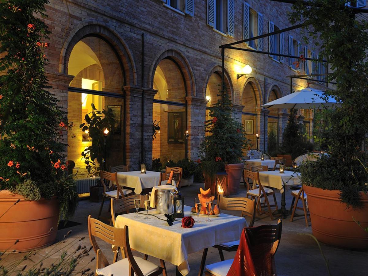 Albergo San Domenico Urbino Exterior foto